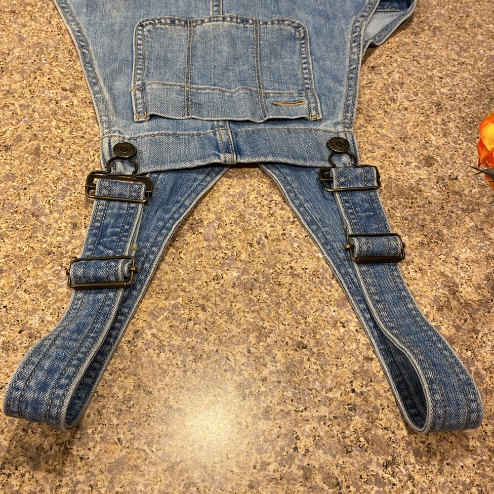 Gap Shortall Blue Jean Bib Overall Shorts Denim XS FLAWS Distressed - Picture 8 of 17